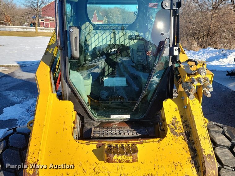 image for item LC9810 2012 Caterpillar 262C skid steer loader