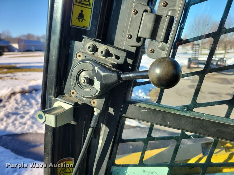 image for item LC9810 2012 Caterpillar 262C skid steer loader