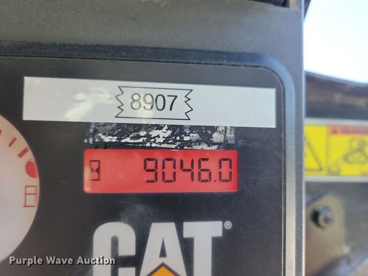 image for item LC9810 2012 Caterpillar 262C skid steer loader