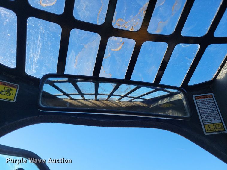 image for item LC9810 2012 Caterpillar 262C skid steer loader