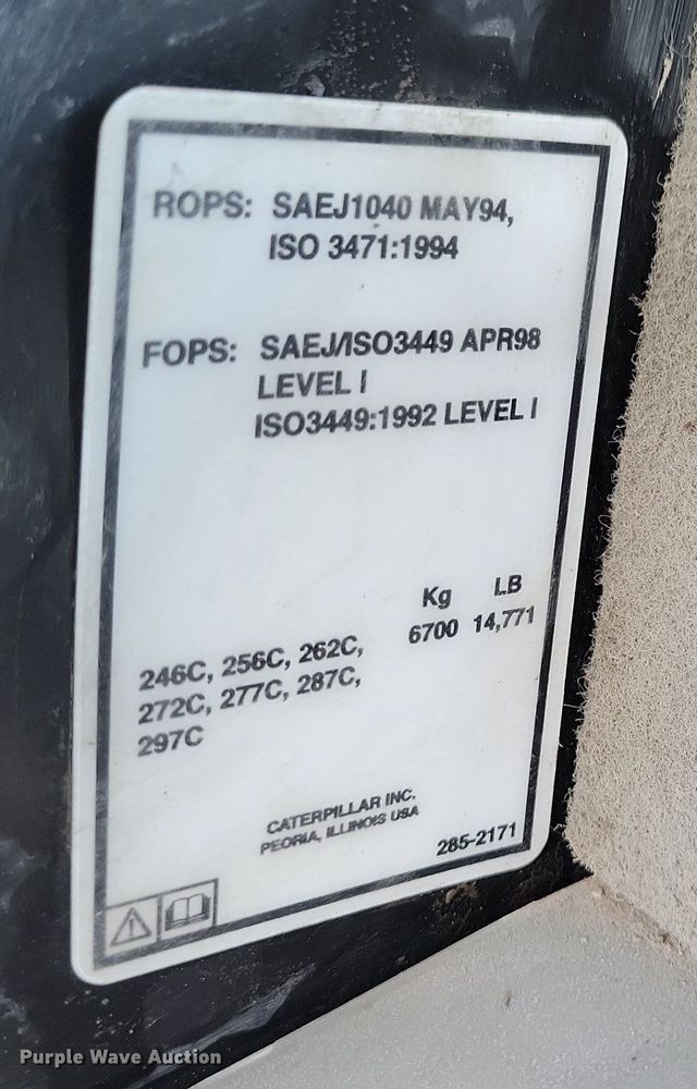 image for item LC9810 2012 Caterpillar 262C skid steer loader