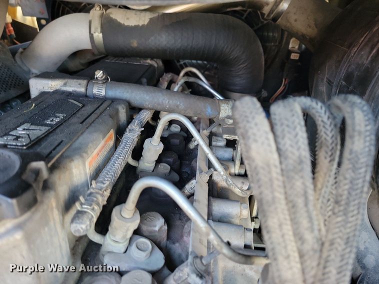 image for item LC9810 2012 Caterpillar 262C skid steer loader