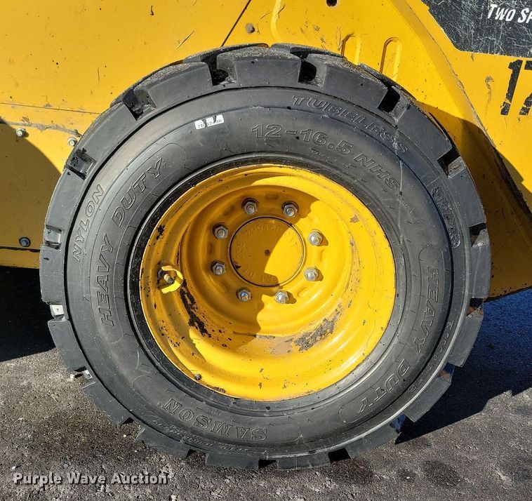 image for item LC9810 2012 Caterpillar 262C skid steer loader