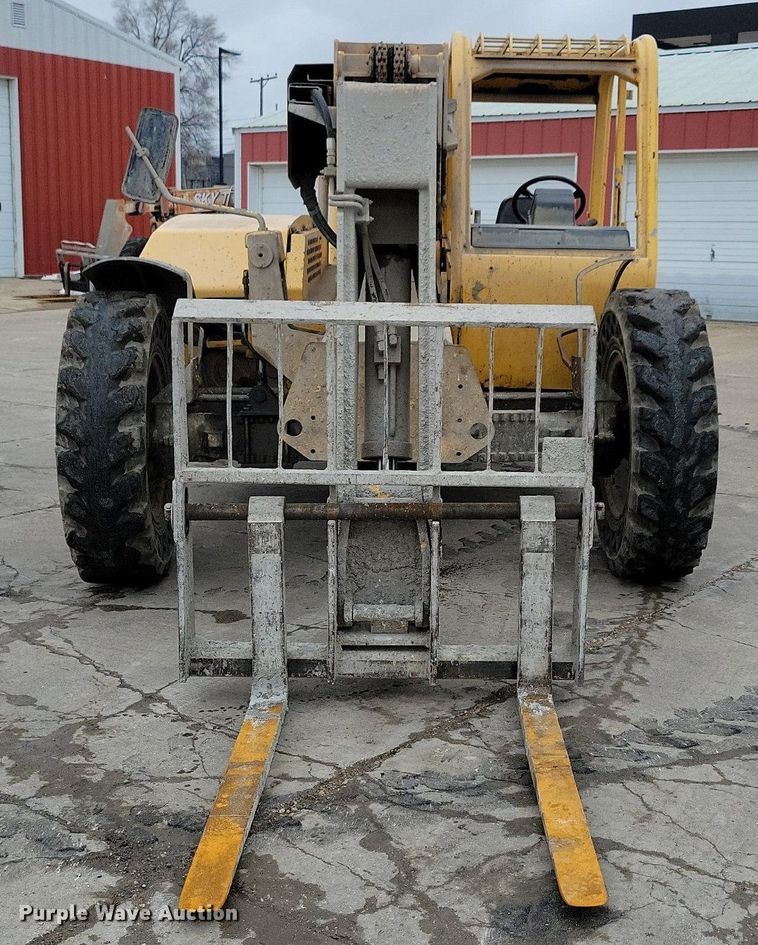 image for item LC9811 1998 Gehl DL-6H telehandler