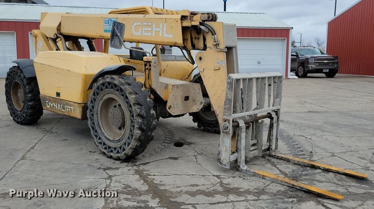image for item LC9811 1998 Gehl DL-6H telehandler
