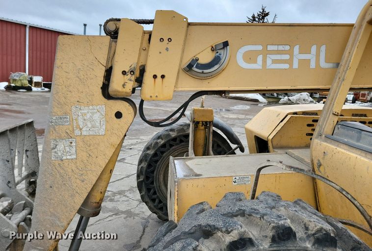 image for item LC9811 1998 Gehl DL-6H telehandler