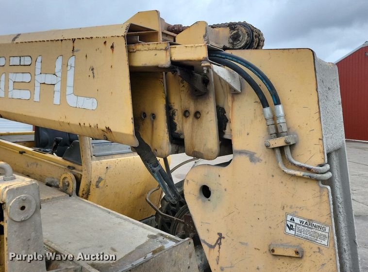 image for item LC9811 1998 Gehl DL-6H telehandler