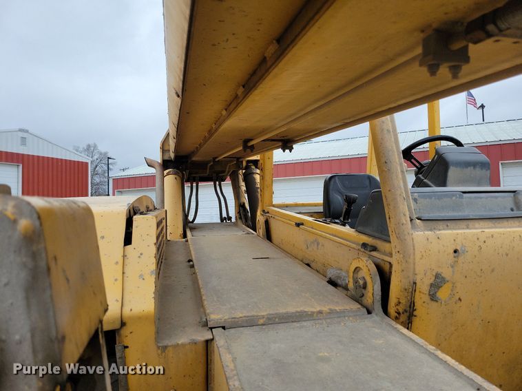 image for item LC9811 1998 Gehl DL-6H telehandler