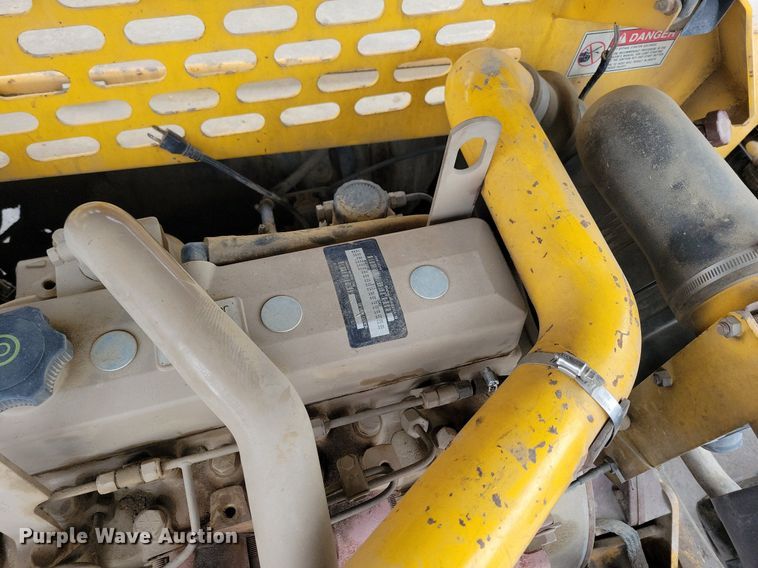 image for item LC9811 1998 Gehl DL-6H telehandler