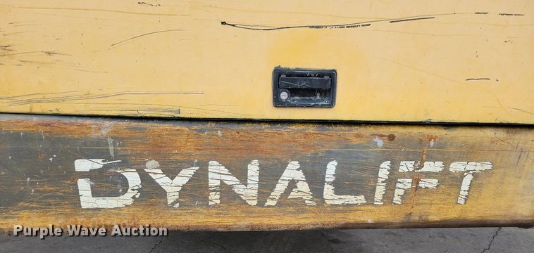 image for item LC9811 1998 Gehl DL-6H telehandler