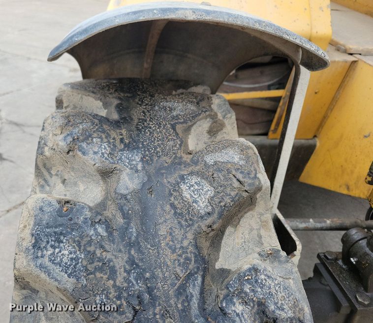 image for item LC9811 1998 Gehl DL-6H telehandler