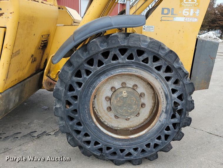 image for item LC9811 1998 Gehl DL-6H telehandler