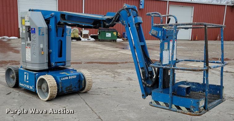 image for item LC9812 1999 Genie Z-30/20 boom lift