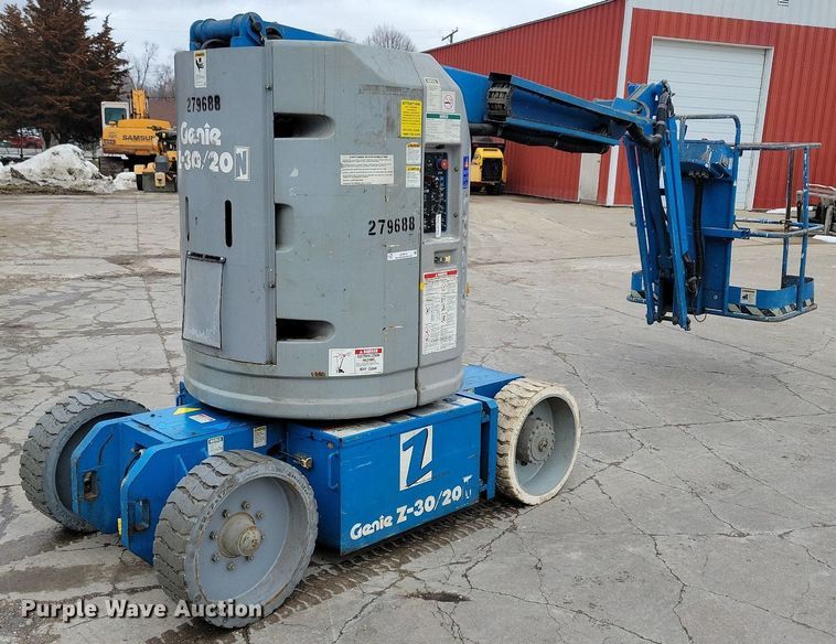 image for item LC9812 1999 Genie Z-30/20 boom lift