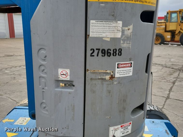 image for item LC9812 1999 Genie Z-30/20 boom lift