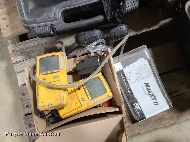 image for item LJ9487 Pipe inspection equipment