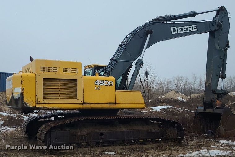 image for item LJ9498 2007 John Deere   450D LC   excavator