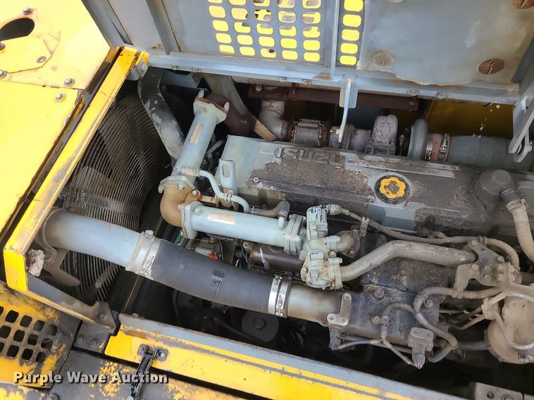 image for item LJ9498 2007 John Deere   450D LC   excavator