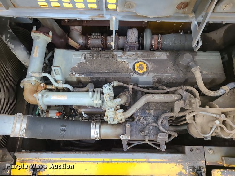 image for item LJ9498 2007 John Deere   450D LC   excavator