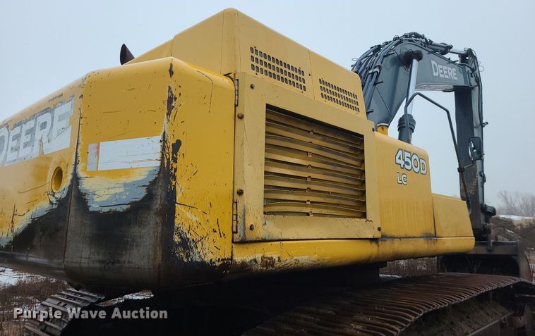 image for item LJ9498 2007 John Deere   450D LC   excavator