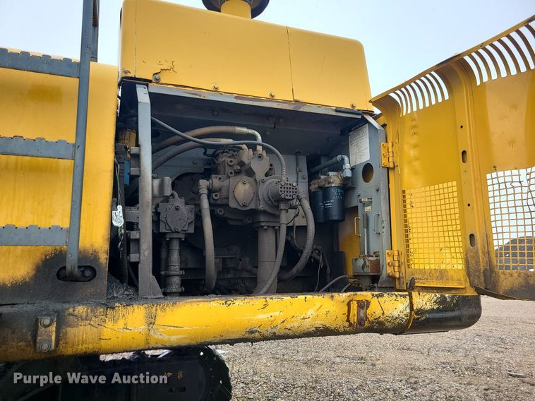 image for item LJ9498 2007 John Deere   450D LC   excavator