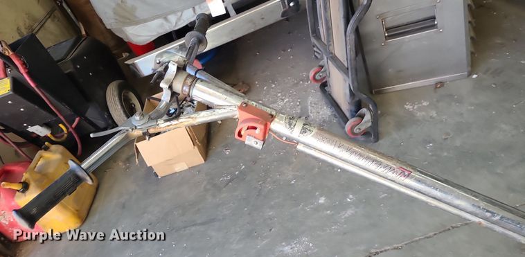 image for item LJ9523 Multiquip Power trowel 