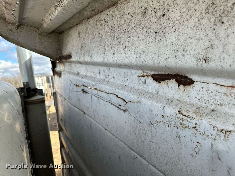 image for item LK9657 1990 Freightliner FLD dump truck