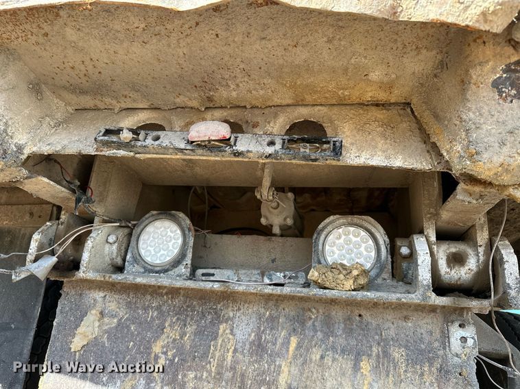 image for item LK9657 1990 Freightliner FLD dump truck