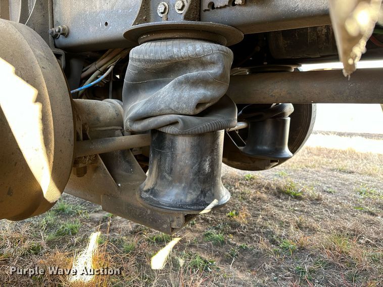 image for item LK9657 1990 Freightliner FLD dump truck