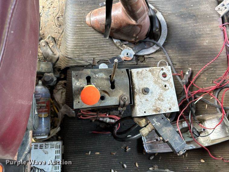 image for item LK9657 1990 Freightliner FLD dump truck