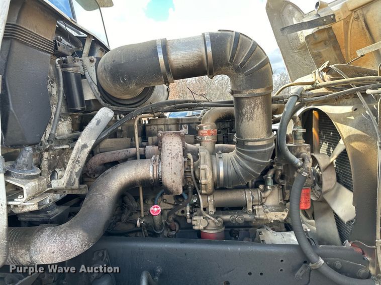 image for item LK9657 1990 Freightliner FLD dump truck