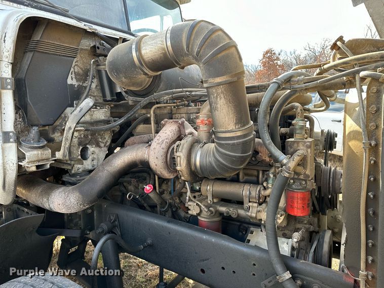 image for item LK9657 1990 Freightliner FLD dump truck