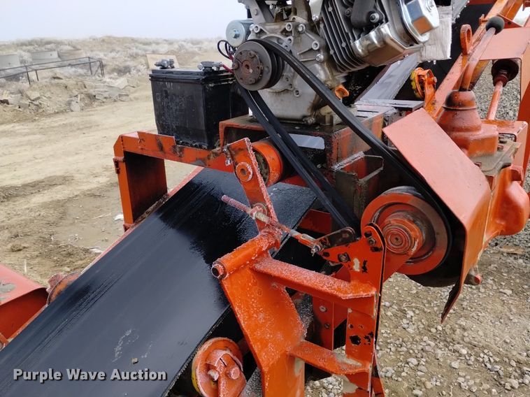 image for item LN9914 Cedarapids radial stacking conveyor