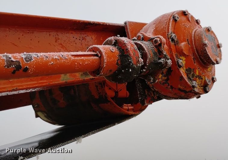 image for item LN9914 Cedarapids radial stacking conveyor