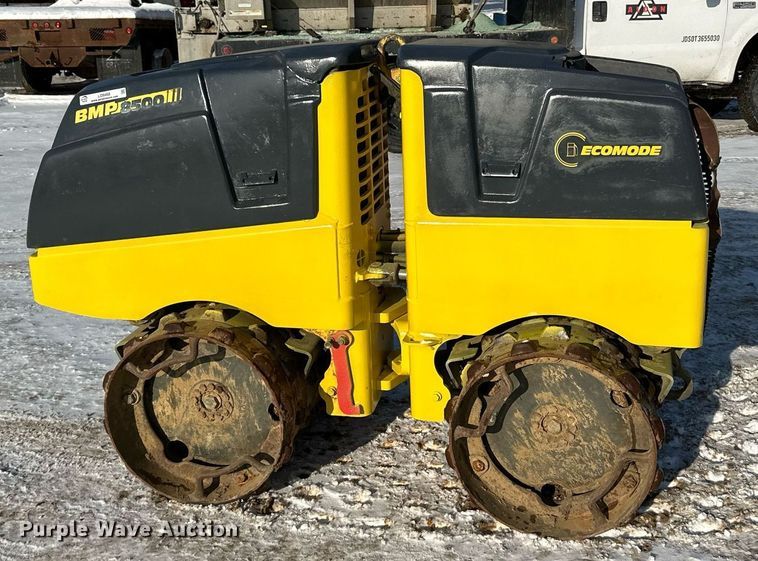 image for item LO9468 2013 Bomag BMP8500 trench compactor