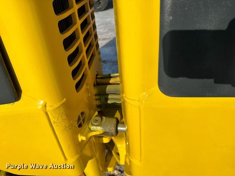 image for item LO9468 2013 Bomag BMP8500 trench compactor