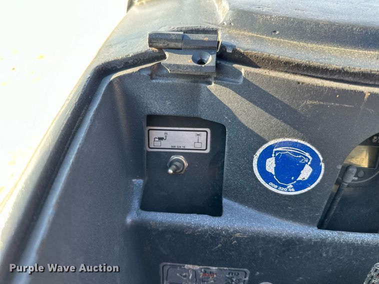 image for item LO9468 2013 Bomag BMP8500 trench compactor