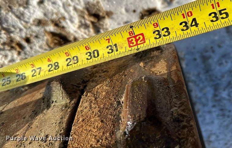 image for item LO9468 2013 Bomag BMP8500 trench compactor