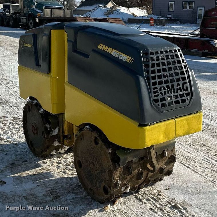 image for item LO9469 2013 Bomag BMP8500 trench compactor