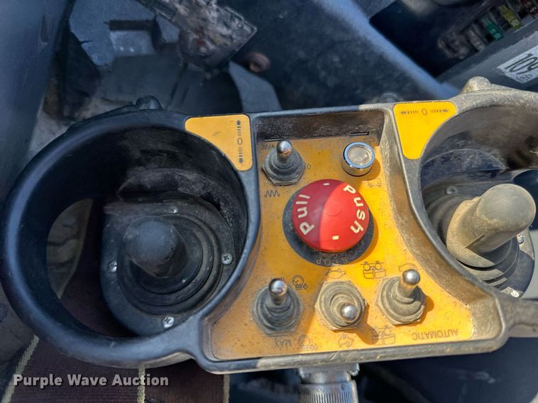 image for item LO9469 2013 Bomag BMP8500 trench compactor