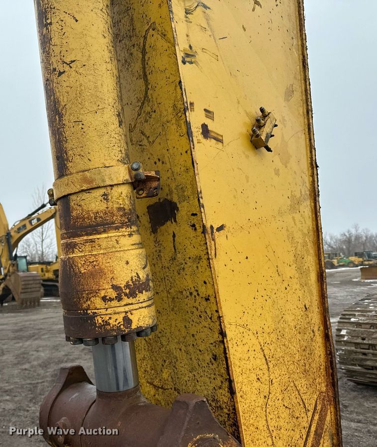 image for item LO9478 2000 Komatsu  PC600LC-6 excavator