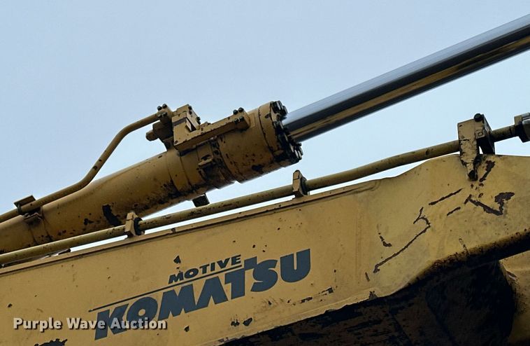 image for item LO9478 2000 Komatsu  PC600LC-6 excavator