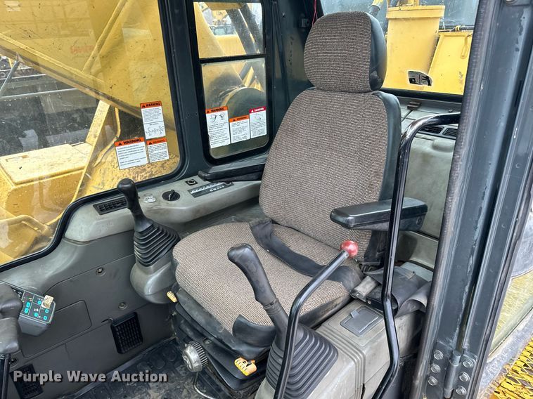 image for item LO9478 2000 Komatsu  PC600LC-6 excavator