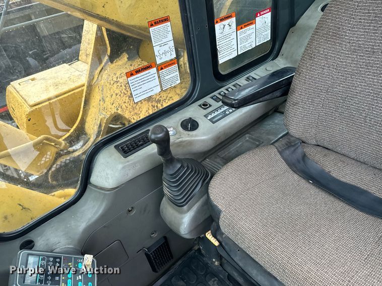 image for item LO9478 2000 Komatsu  PC600LC-6 excavator