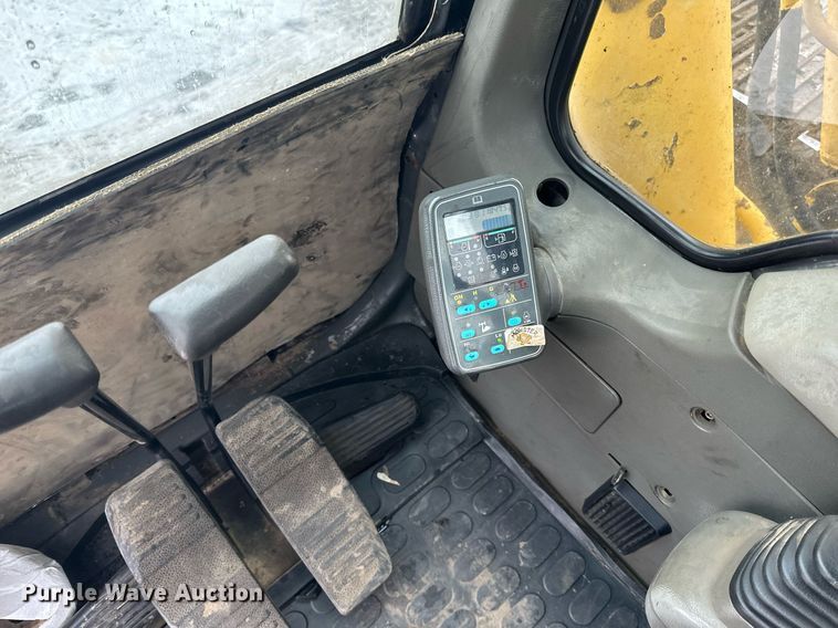 image for item LO9478 2000 Komatsu  PC600LC-6 excavator