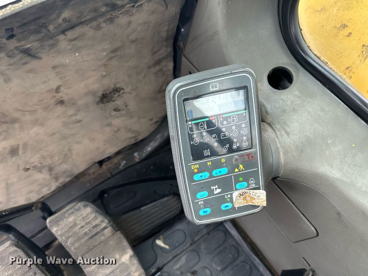 image for item LO9478 2000 Komatsu  PC600LC-6 excavator