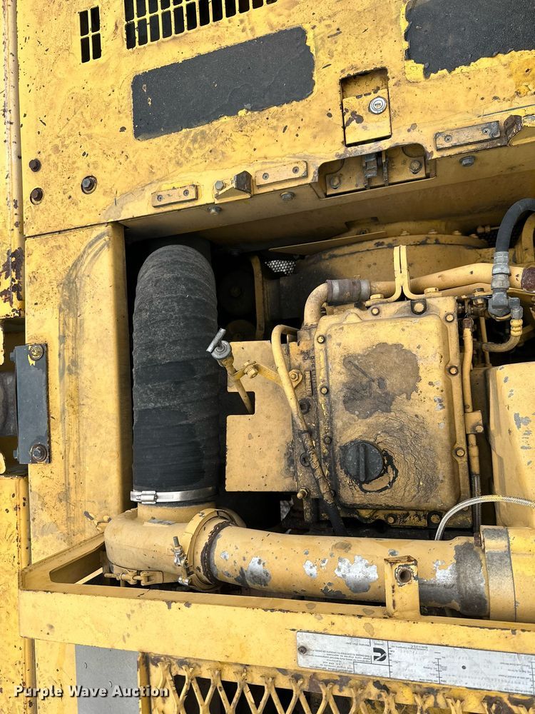 image for item LO9478 2000 Komatsu  PC600LC-6 excavator