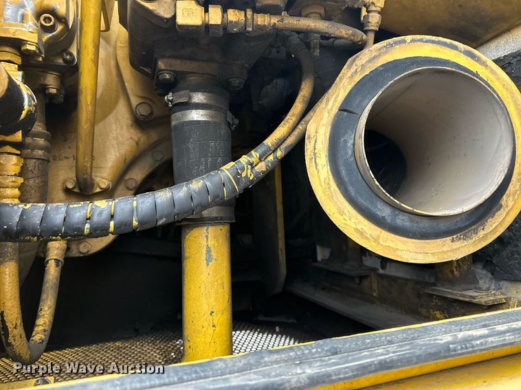 image for item LO9478 2000 Komatsu  PC600LC-6 excavator