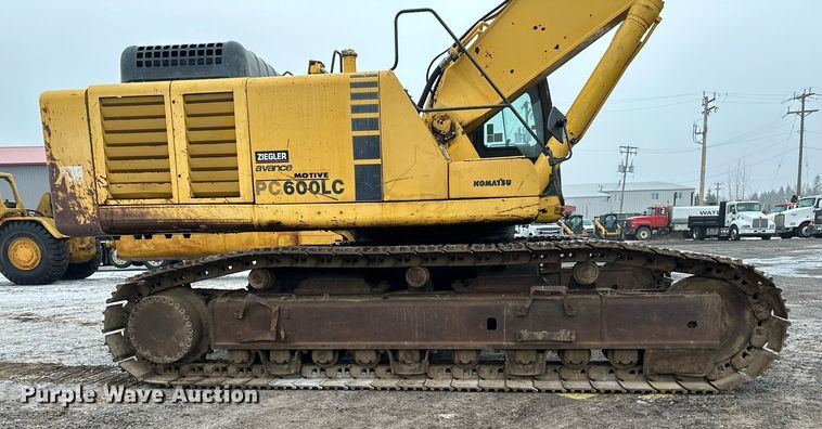 image for item LO9478 2000 Komatsu  PC600LC-6 excavator