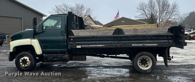 image for item LO9481 2007 GMC Kodiak dump flatbed truck